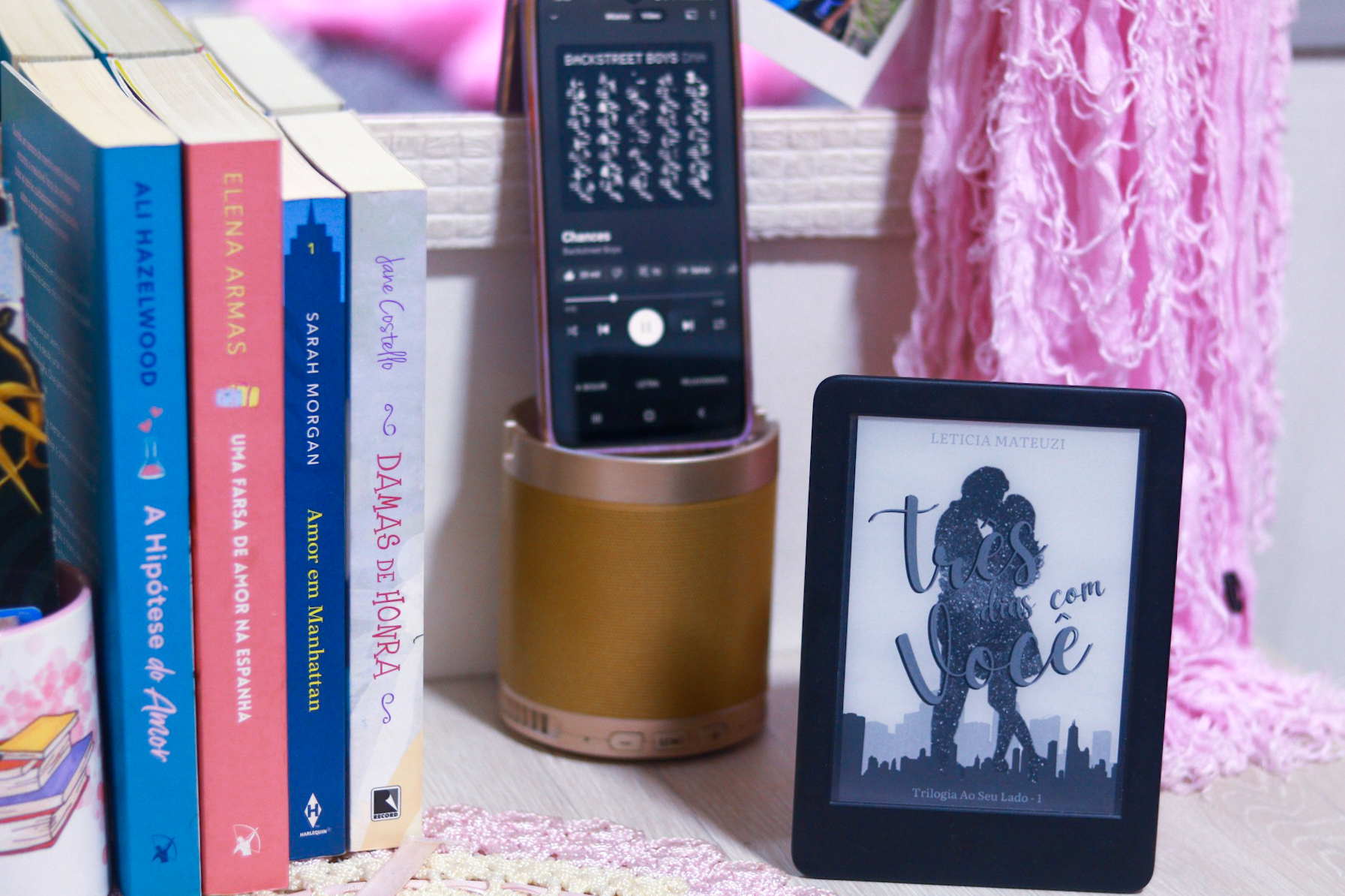 Acabe com a sua ressaca literária lendo Três Dias Com Você.